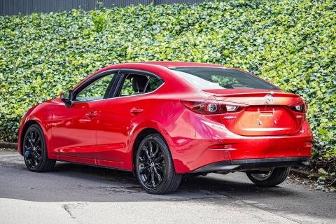 2016 Mazda Axela Hybrid / 3 Ltd - Thumbnail