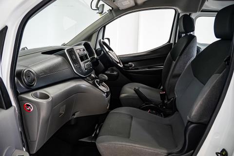 2015 Nissan e-NV200 5 Seater - Thumbnail