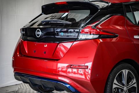 2017 Nissan Leaf 40G Full English - Thumbnail