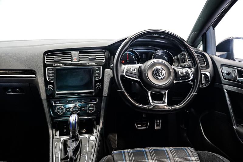 2015 Volkswagen Golf GTE PHEV