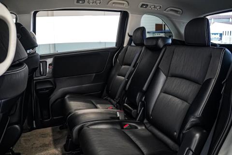 2013 Honda Odyssey Absolute 8 Seater - Thumbnail