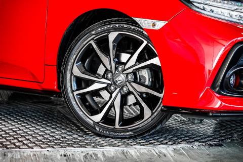 2018 Honda Civic RS Turbo - Thumbnail