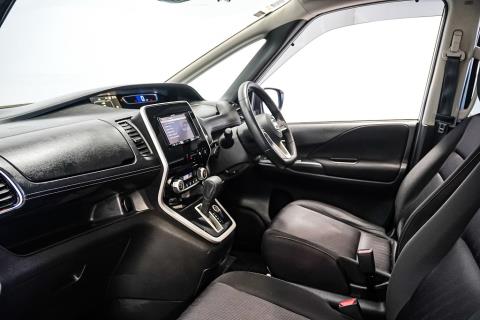 2019 Nissan Serena Hybrid 8 Seater - Thumbnail