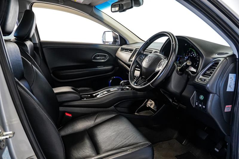 2014 Honda Vezel Z Hybrid / HR-V