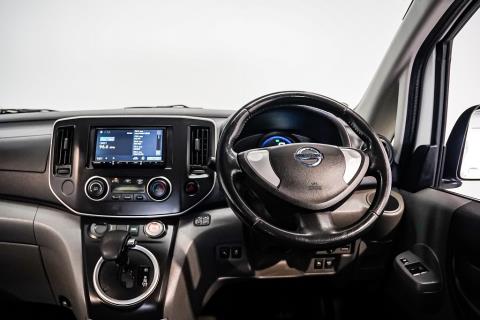 2015 Nissan e-NV200 5 Seater - Thumbnail