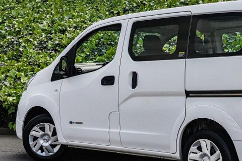 2015 Nissan e-NV200 5 Seater - Thumbnail