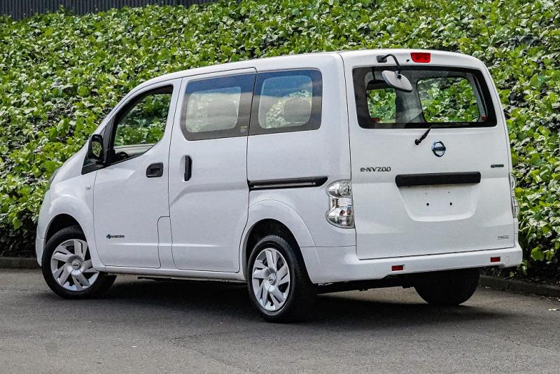 2015 Nissan e-NV200 5 Seater