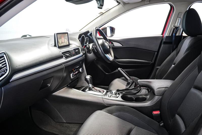 2014 Mazda Axela 20S / 3 Sport Hatch