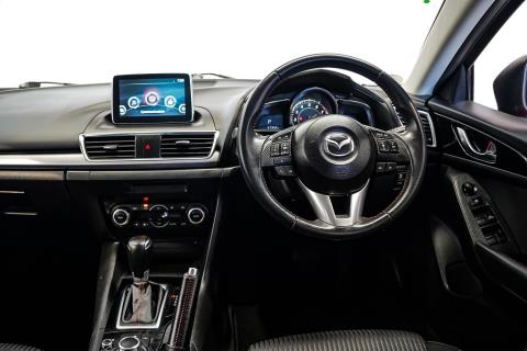 2014 Mazda Axela 20S / 3 Sport Hatch - Thumbnail