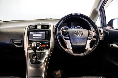 2011 Toyota Blade G / Corolla - Thumbnail