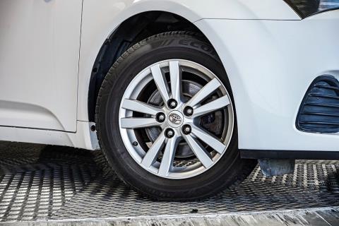 2013 Toyota Avensis Xi Wagon - Thumbnail