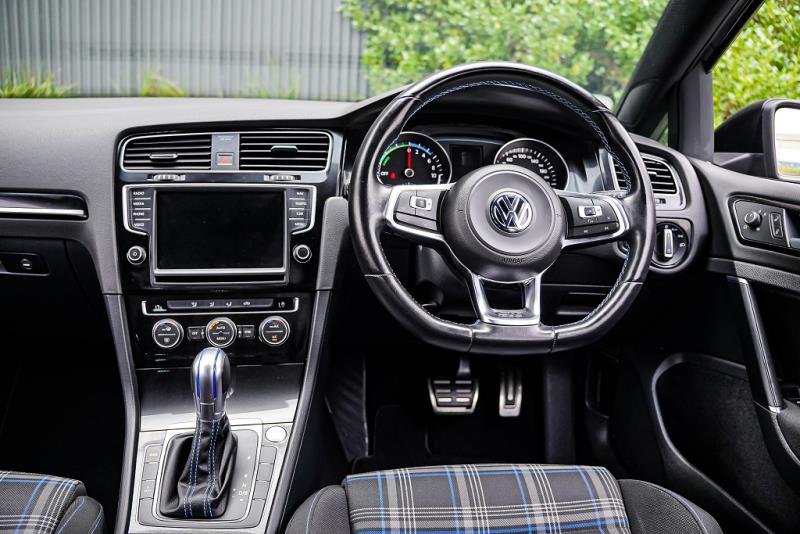 2016 Volkswagen Golf GTE PHEV