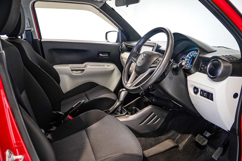 2017 Suzuki Ignis Hybrid MZ