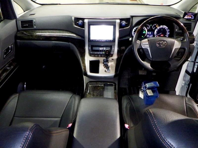 2012 Toyota Vellfire ZR Hybrid 4WD
