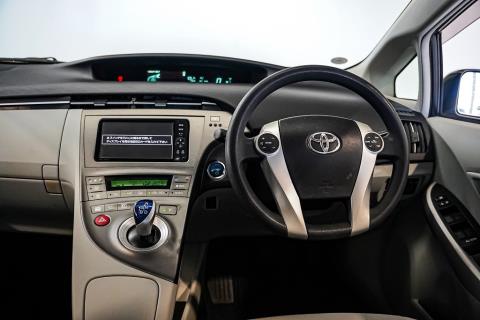 2012 Toyota Prius Hybrid S - Thumbnail