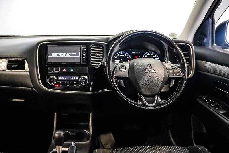 2016 Mitsubishi Outlander 7 Seater 4WD