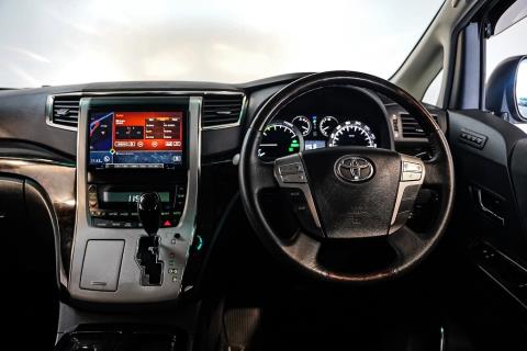 2012 Toyota Vellfire Hybrid / Alphard - Thumbnail