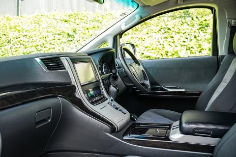 2012 Toyota Vellfire 4WD Hybrid - Thumbnail