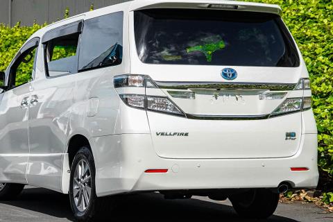 2012 Toyota Vellfire 4WD Hybrid - Thumbnail