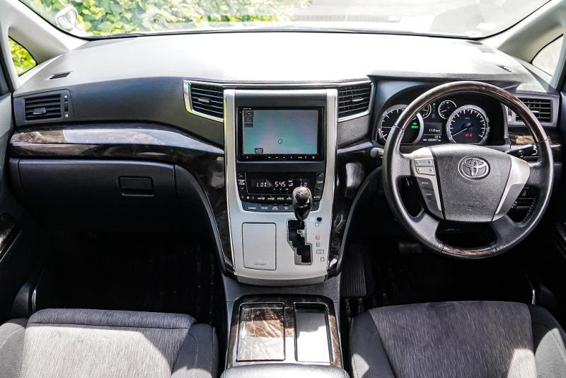 2012 Toyota Vellfire 4WD Hybrid