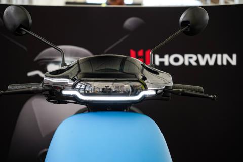 2025 Horwin EK1 100% Electric - Thumbnail