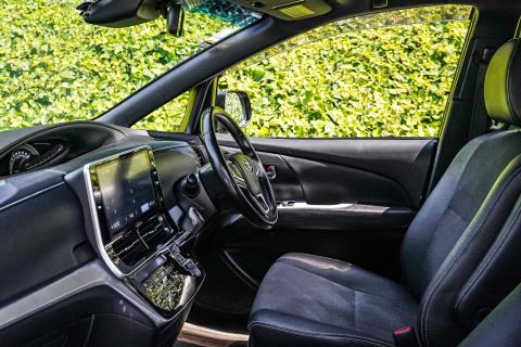 2016 Toyota Estima Aeras Premium - Thumbnail
