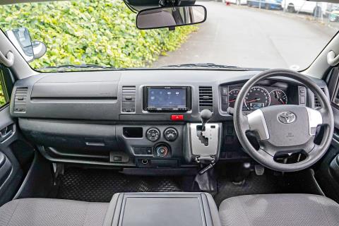 2018 Toyota Hiace ZL 5 Door - Thumbnail