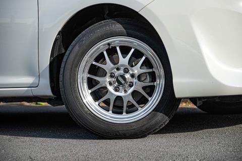 2017 Toyota Corolla Fielder Hybrid - Thumbnail