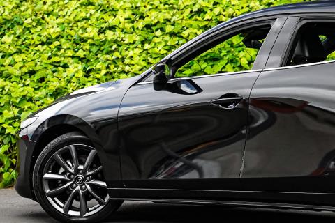 2019 Mazda 3 Ltd - Thumbnail