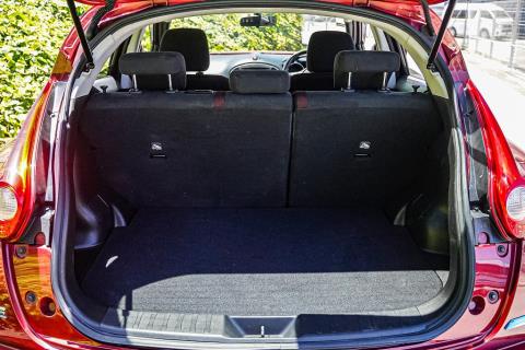 2014 Nissan Juke 15RX Type V - Thumbnail