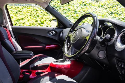 2014 Nissan Juke 15RX Type V - Thumbnail