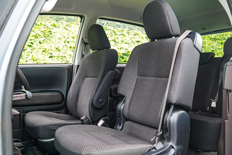 2012 Toyota Porte F 1500cc