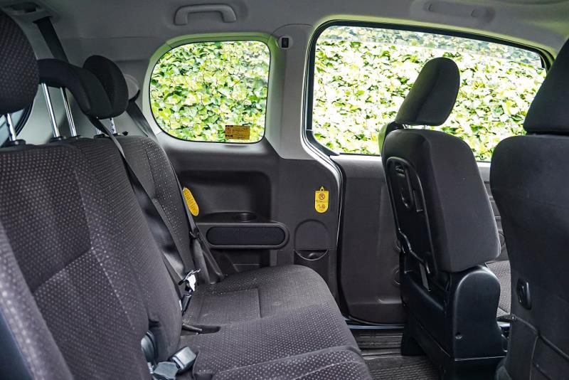 2012 Toyota Porte F 1500cc