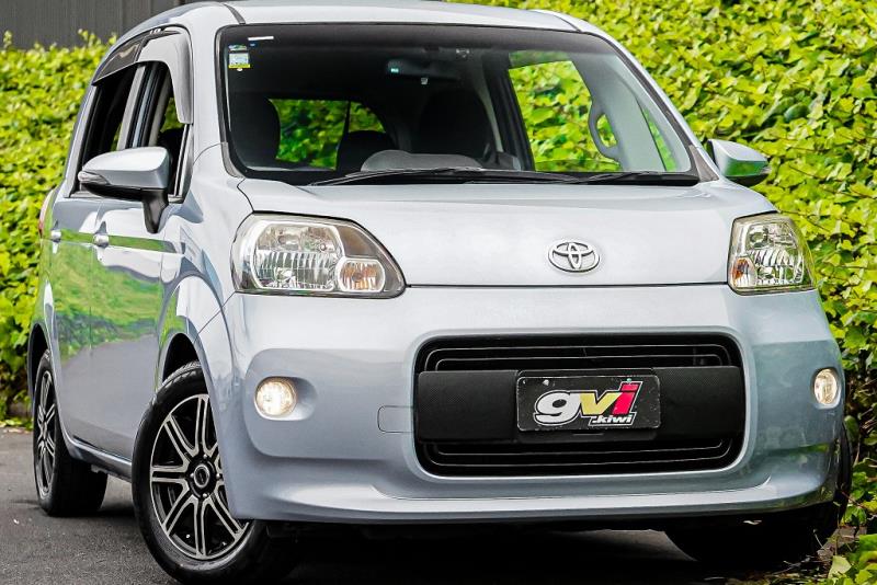 2012 Toyota Porte F 1500cc