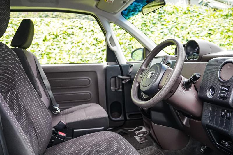 2012 Toyota Porte F 1500cc