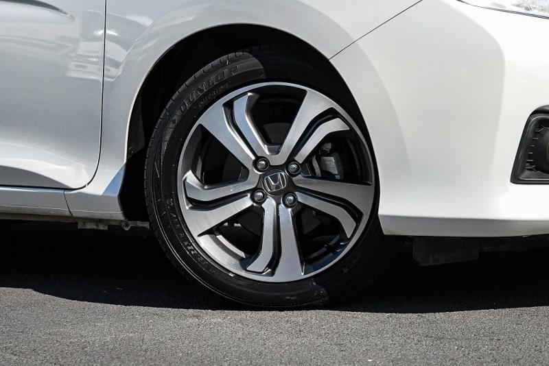 2015 Honda Grace EV Hybrid / City
