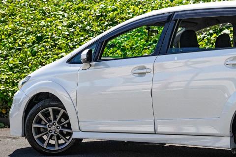 2012 Toyota Wish 2.0Z - Thumbnail