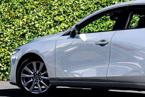 2019 Mazda 3 GLX / Axela 20S - Thumbnail
