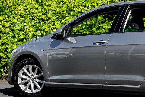 2015 Volkswagen Golf TSI Lounge Facelift - Thumbnail