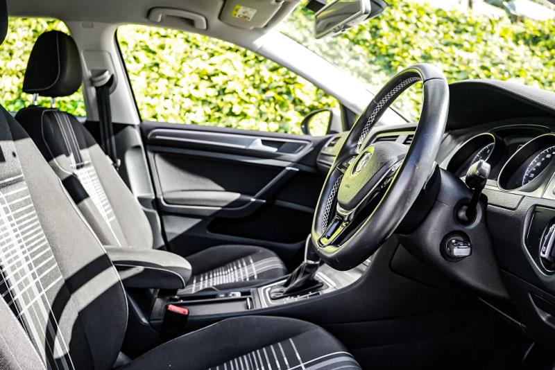 2015 Volkswagen Golf TSI Lounge Facelift