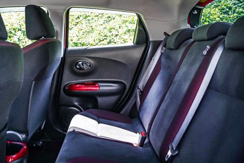 2013 Nissan Juke 15RX Type V - Thumbnail