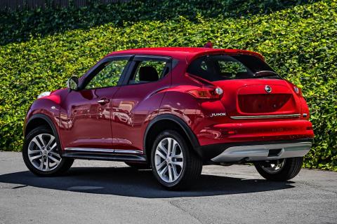 2013 Nissan Juke 15RX Type V - Thumbnail