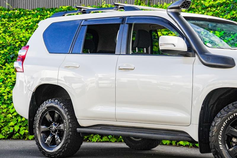 2016 Toyota Land Cruiser Prado TX