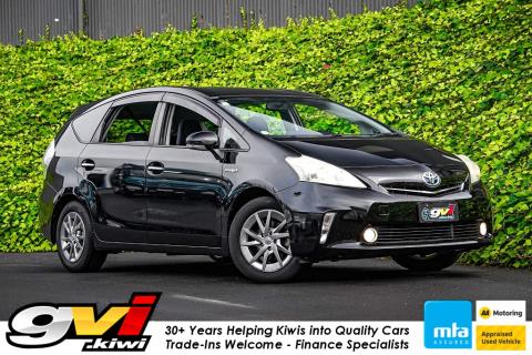 2014 Toyota Prius Alpha Hybrid