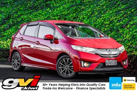 2014 Honda Fit 13S / Jazz Sport