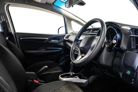 2014 Honda Fit 13S / Jazz Sport - Thumbnail