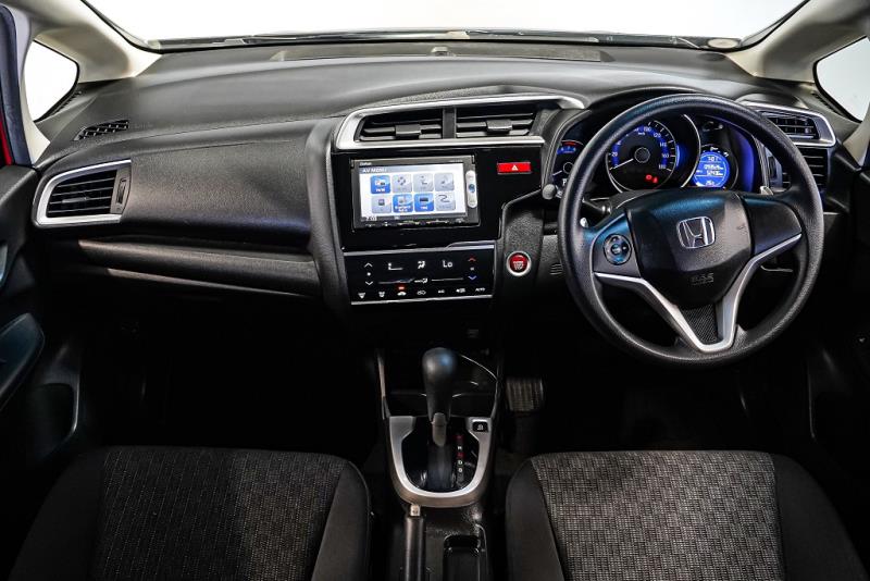 2014 Honda Fit 13S / Jazz Sport