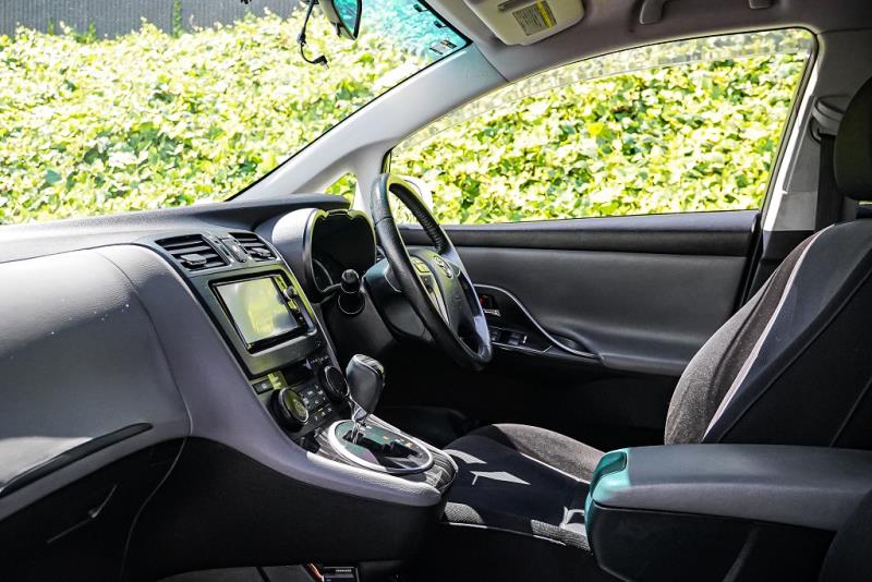 2013 Toyota Mark-X Zio Aerial