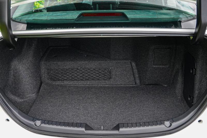 2017 Mazda Axela Hybrid