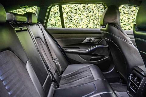 2021 BMW 320i M Sport Touring - Thumbnail